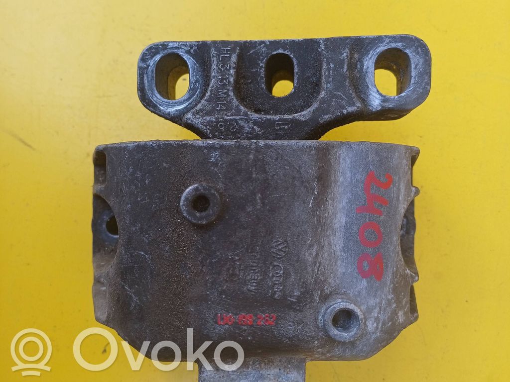 Volkswagen Golf IV Engine mount bracket 