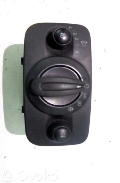 Ford Fiesta Light switch 