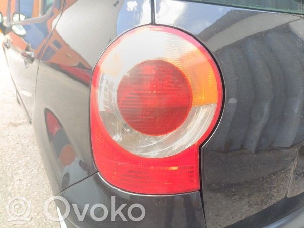 Tailgate rear/tail lights   8200538786,8200212205,8200538786,COMPORTALAMPADAS