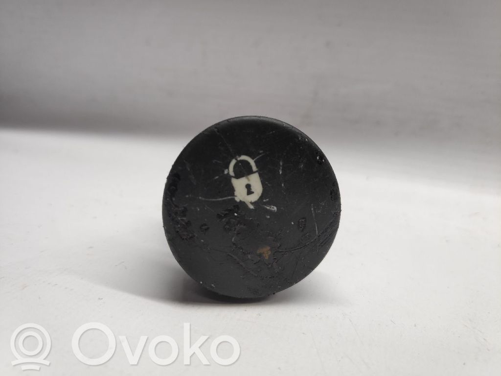 Central locking switch button   96405778XT