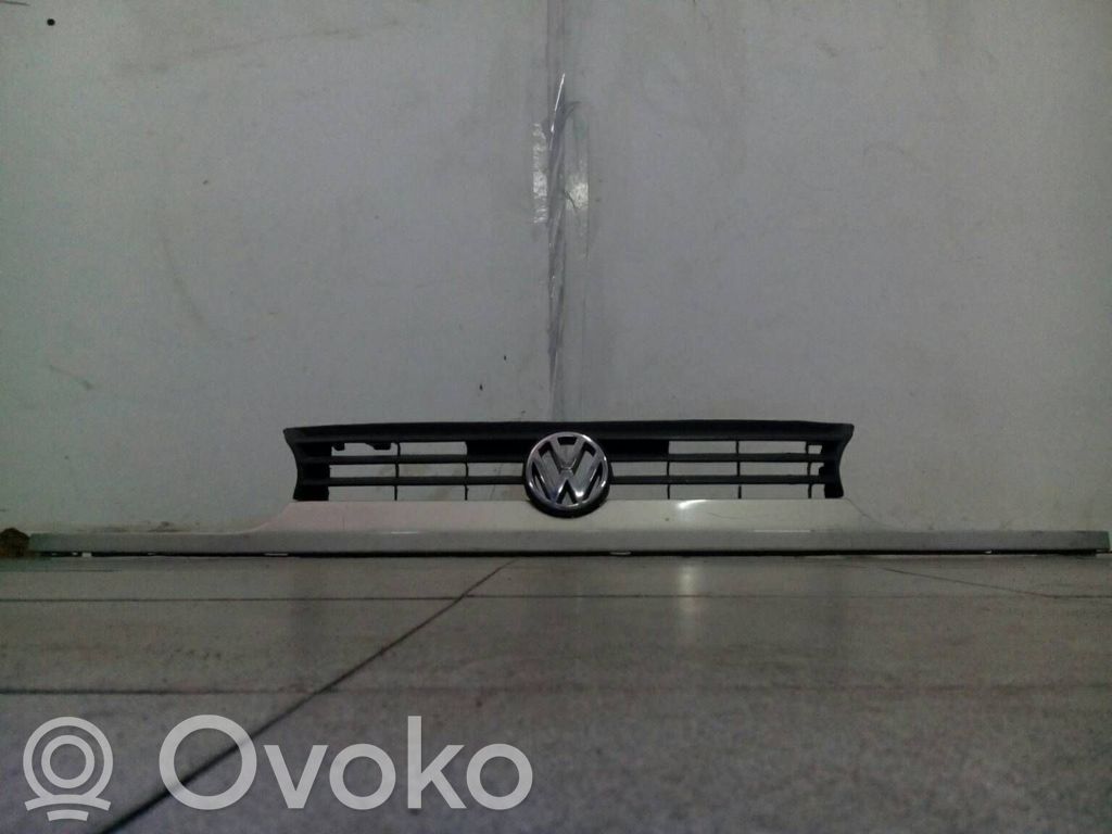 Volkswagen Golf III Front grill 
