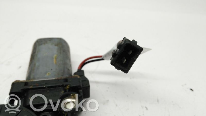 BMW 7 E38 Front door window regulator motor 