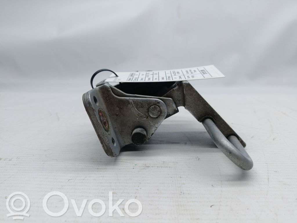 Front door upper hinge   4B0831412B