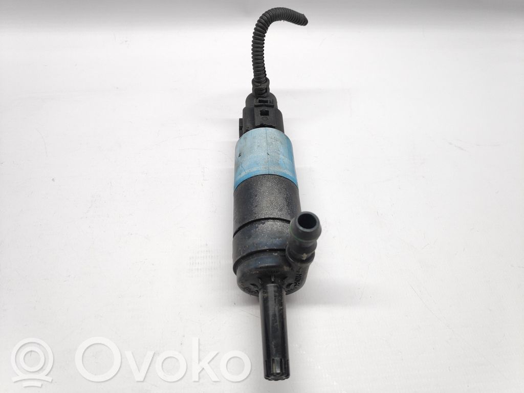 Windscreen/windshield washer pump   3B7955681,LAVAFAROIS
