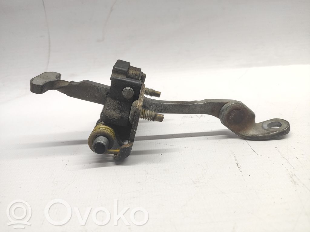 Renault Clio II Front door check strap stopper 
