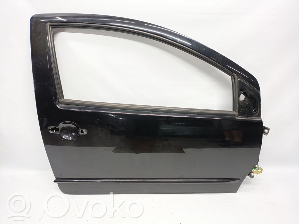 Дверь   9010E5