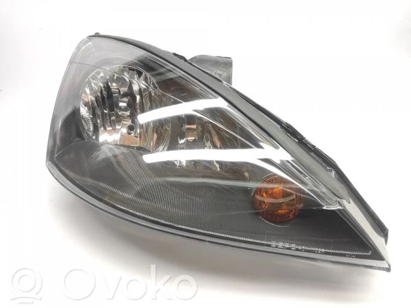 Ford Focus Headlight/headlamp 