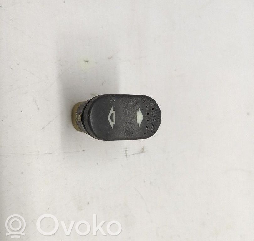Electric window control switch   98AG14529CB