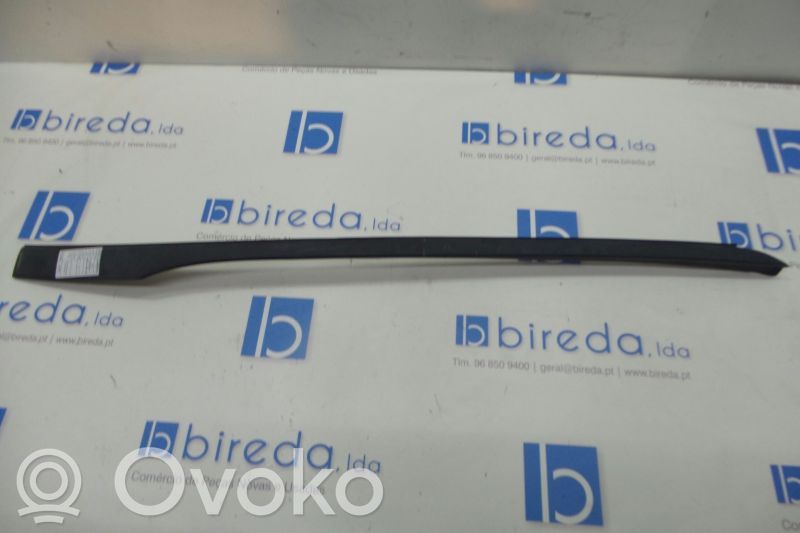 Opel Zafira A Rivestimento parabrezza 