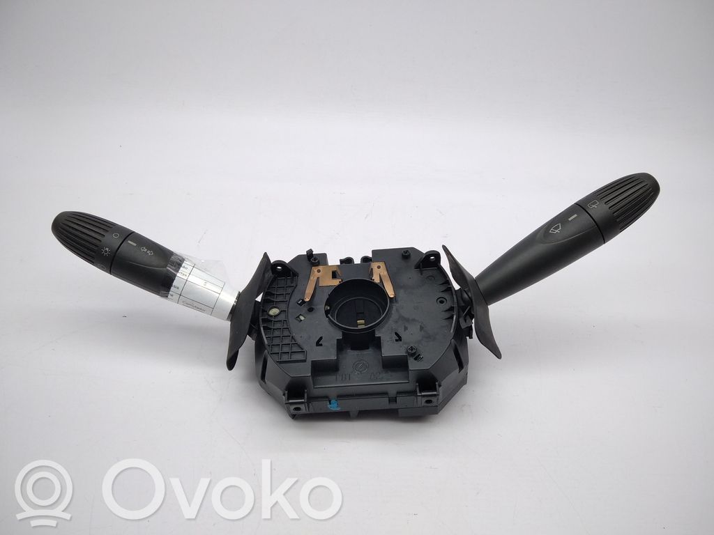 Fiat Punto (188) Wiper turn signal indicator stalk/switch 