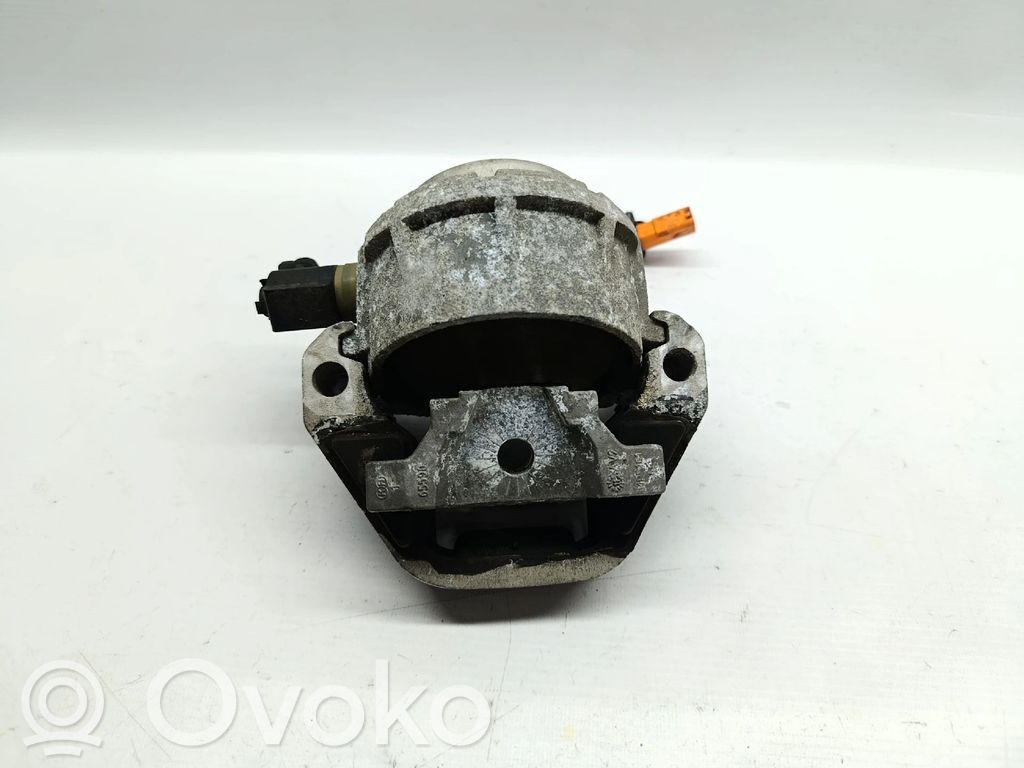 Audi A6 S6 C7 4G Engine mount bracket 