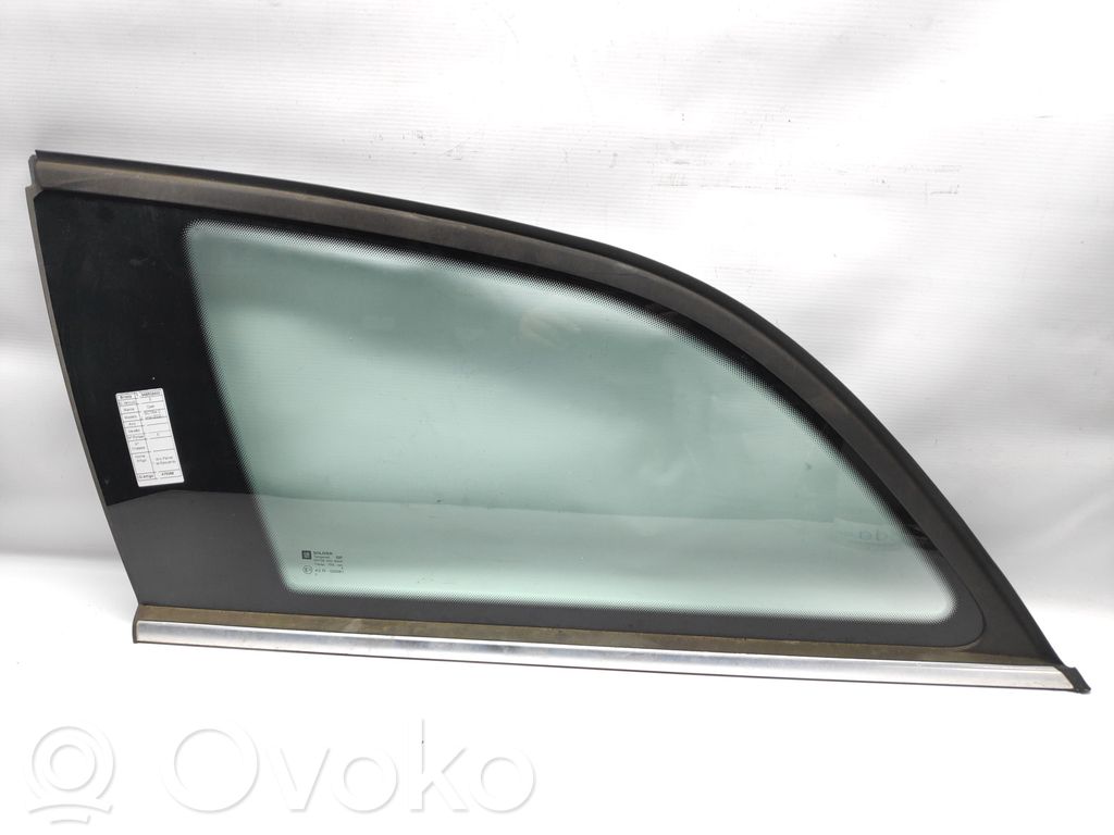 Opel Vectra C Vidrio lateral trasero 
