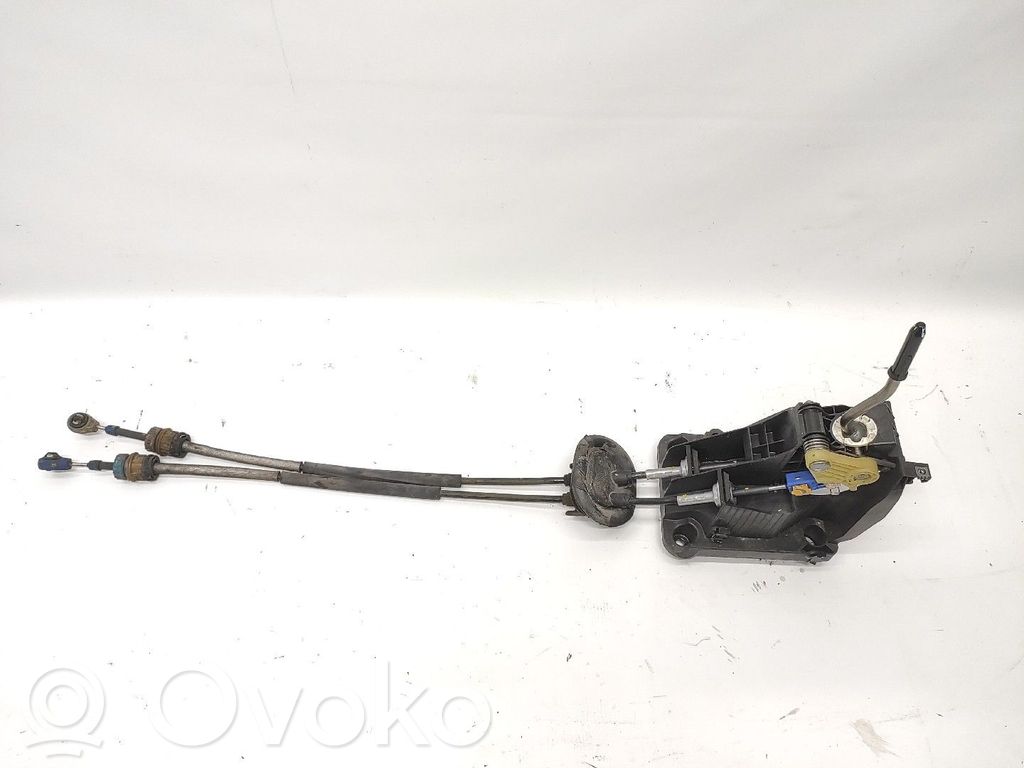 Peugeot 308 Gear shifter/selector 