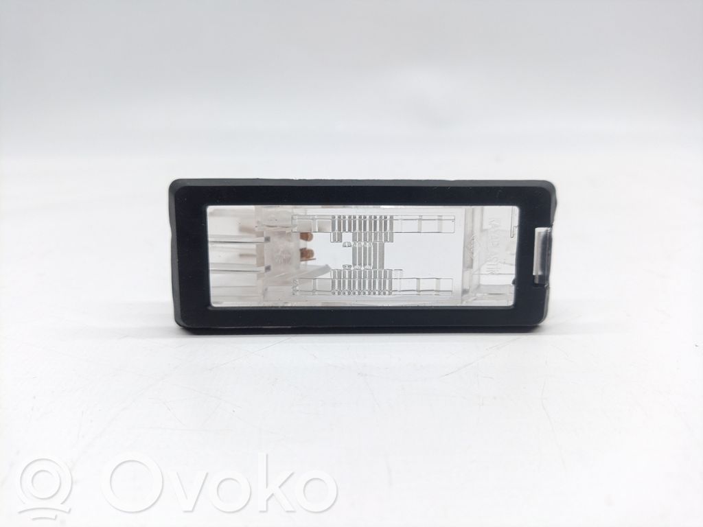 Number plate light   8200013577,103F19310960,17023609,46044008,KR560