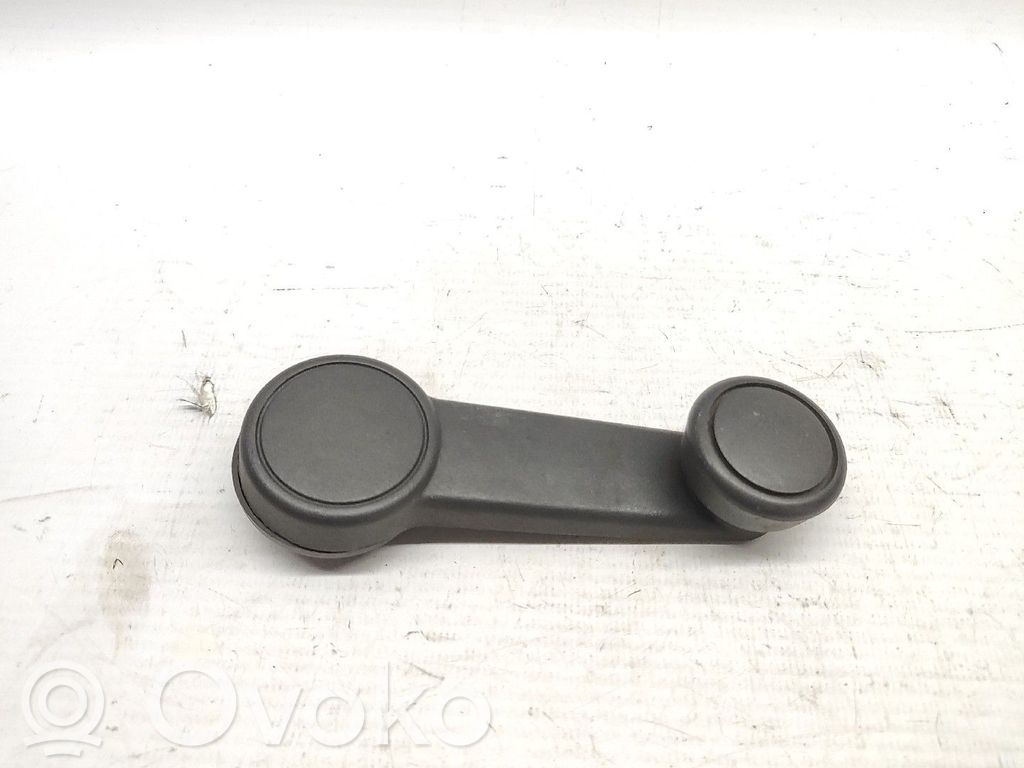 Asa de la ventanilla de la puerta delantera   98ABA234K07AB