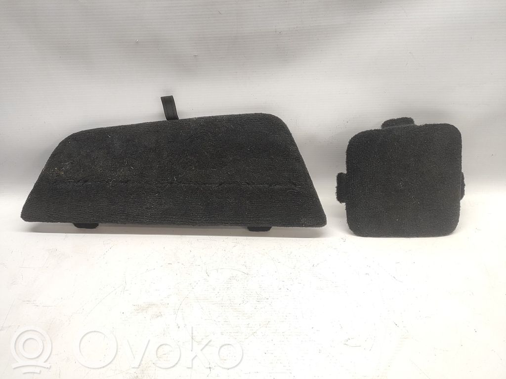 Mercedes-Benz C W205 Tailgate trim 