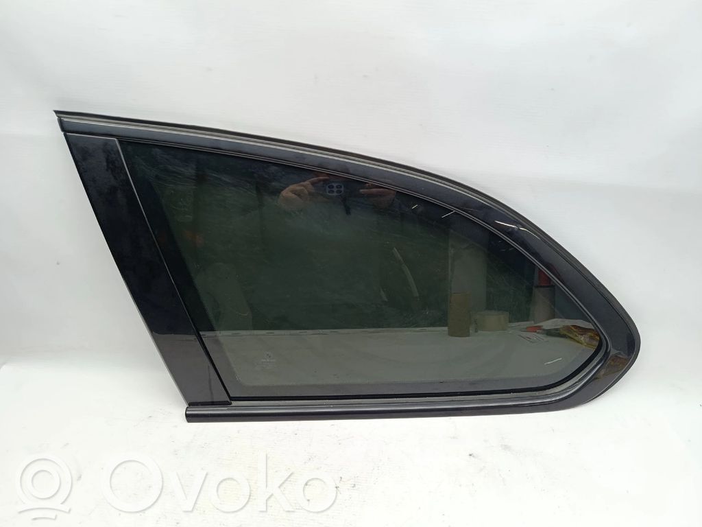 BMW 5 F10 F11 Geam lateral spate 
