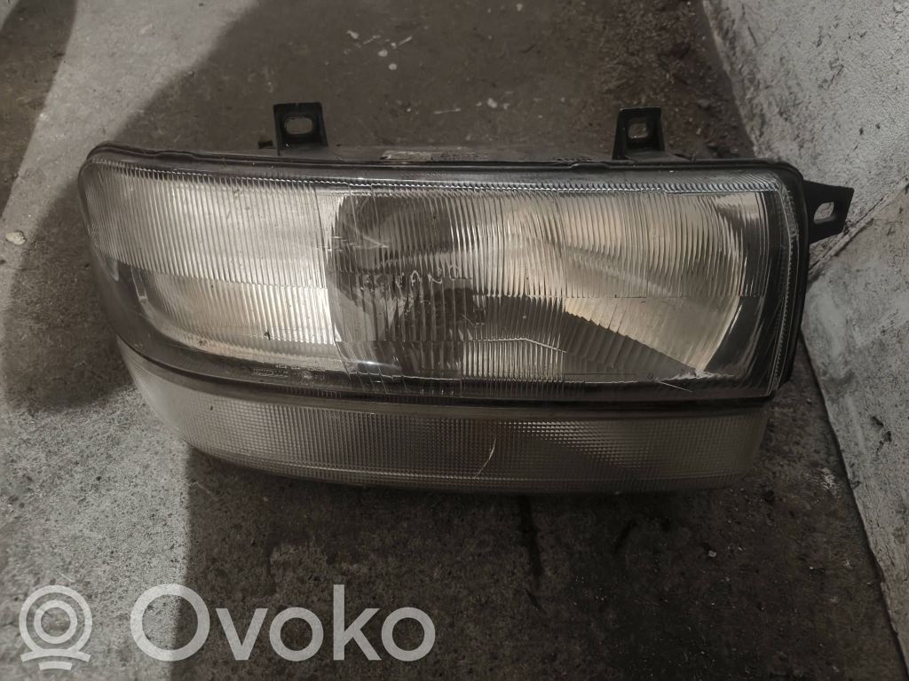 Renault Master II Headlight/headlamp 