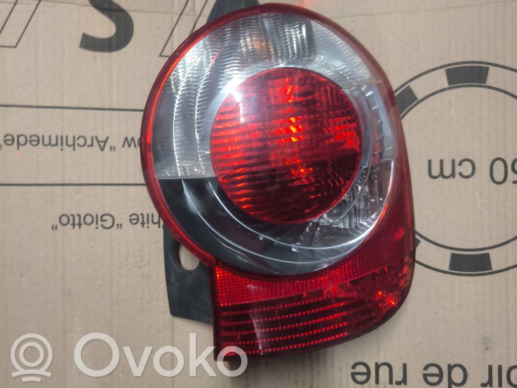 Rear/tail lights   8200538785
