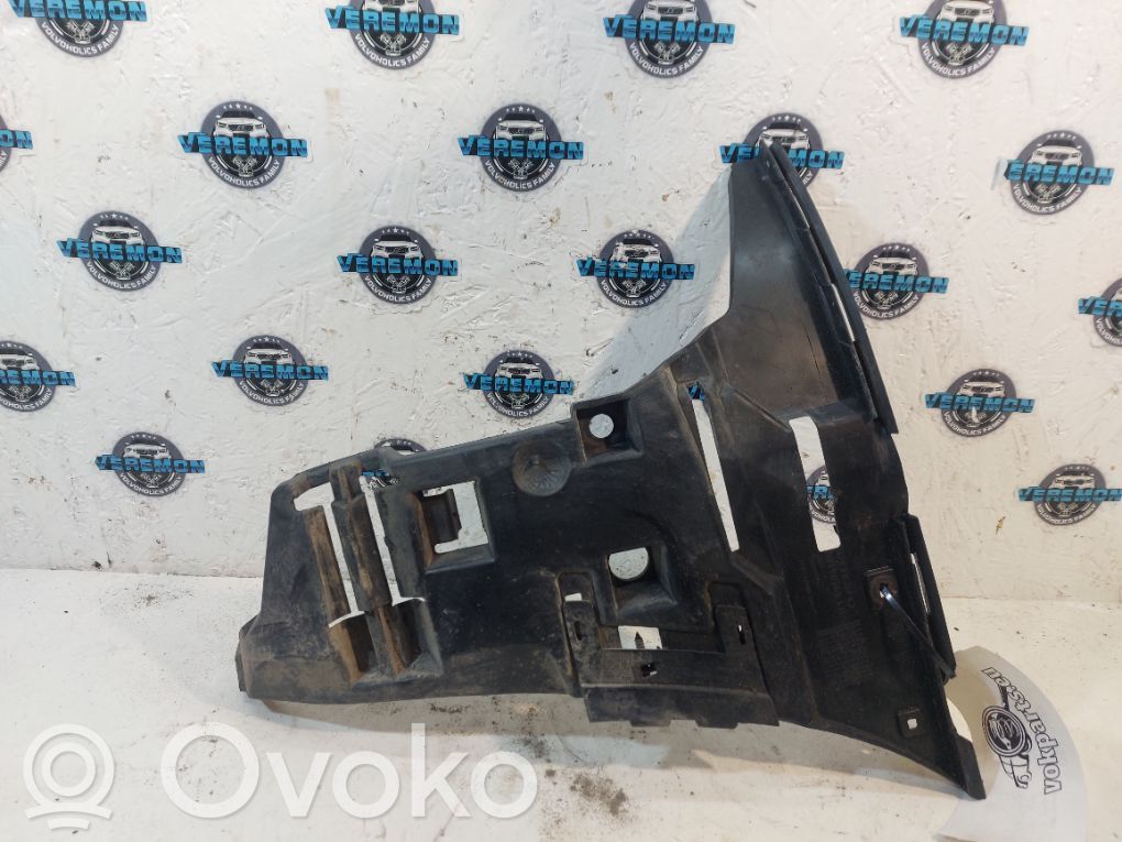 Front bumper mounting bracket   9484362
