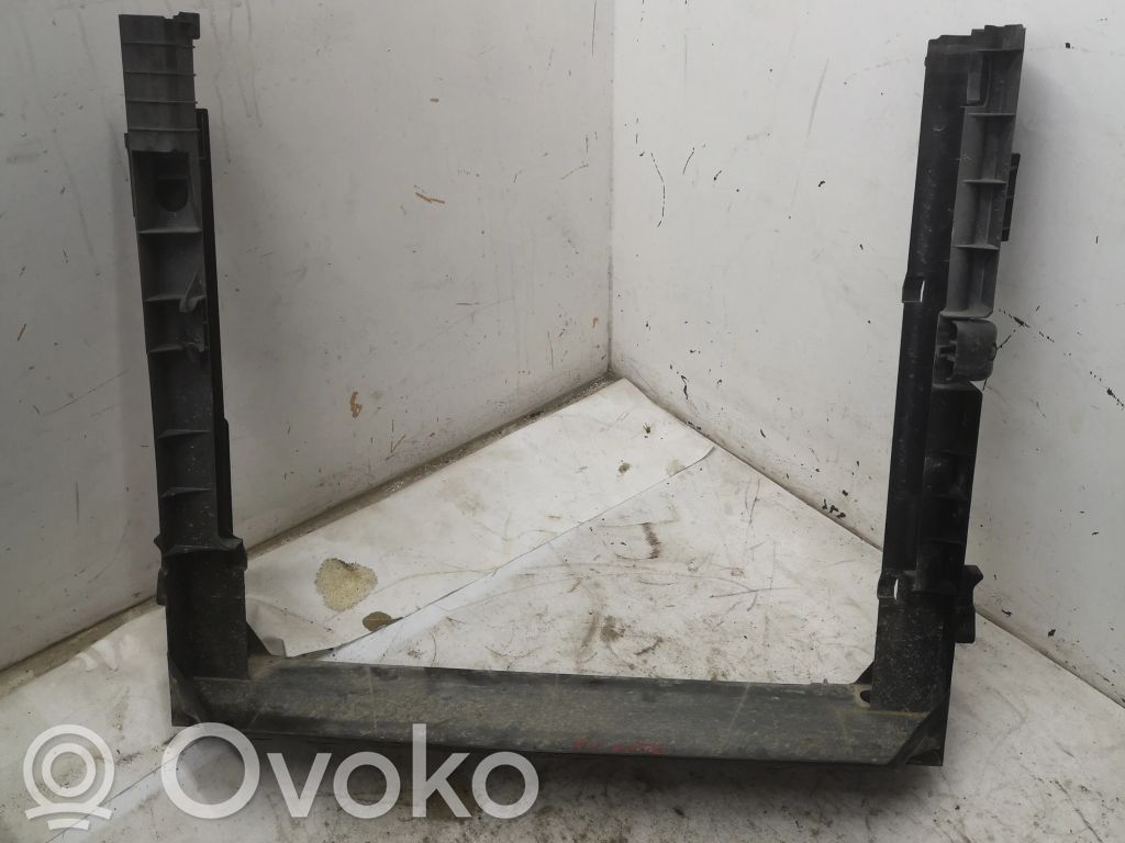 Radiatoru panelis   7555272