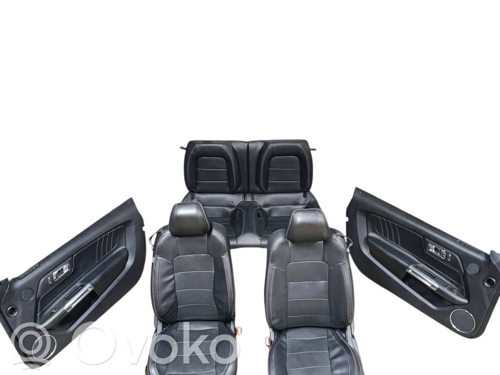 Ford Mustang VI Set de interior 