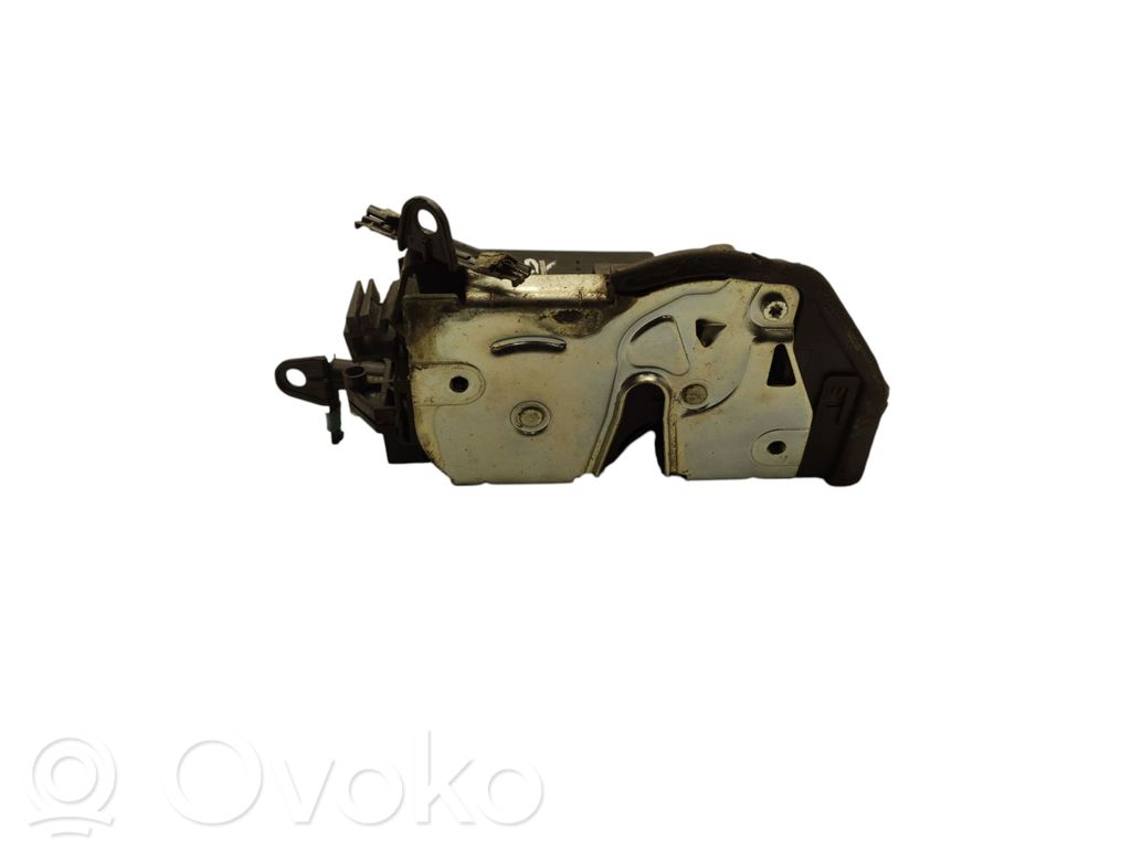 BMW 3 E90 E91 Front door lock 