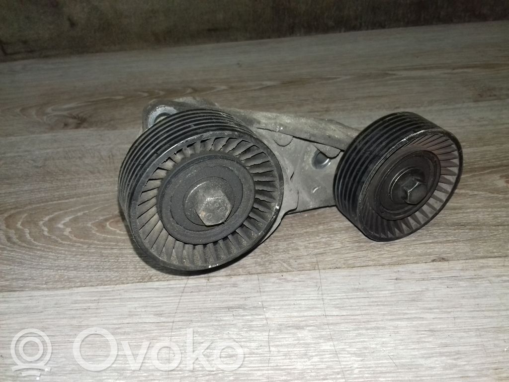 Volvo V70 Tensor de la correa del alternador 