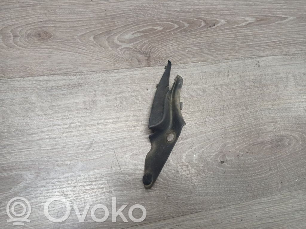 Volvo V70 Windshield trim 