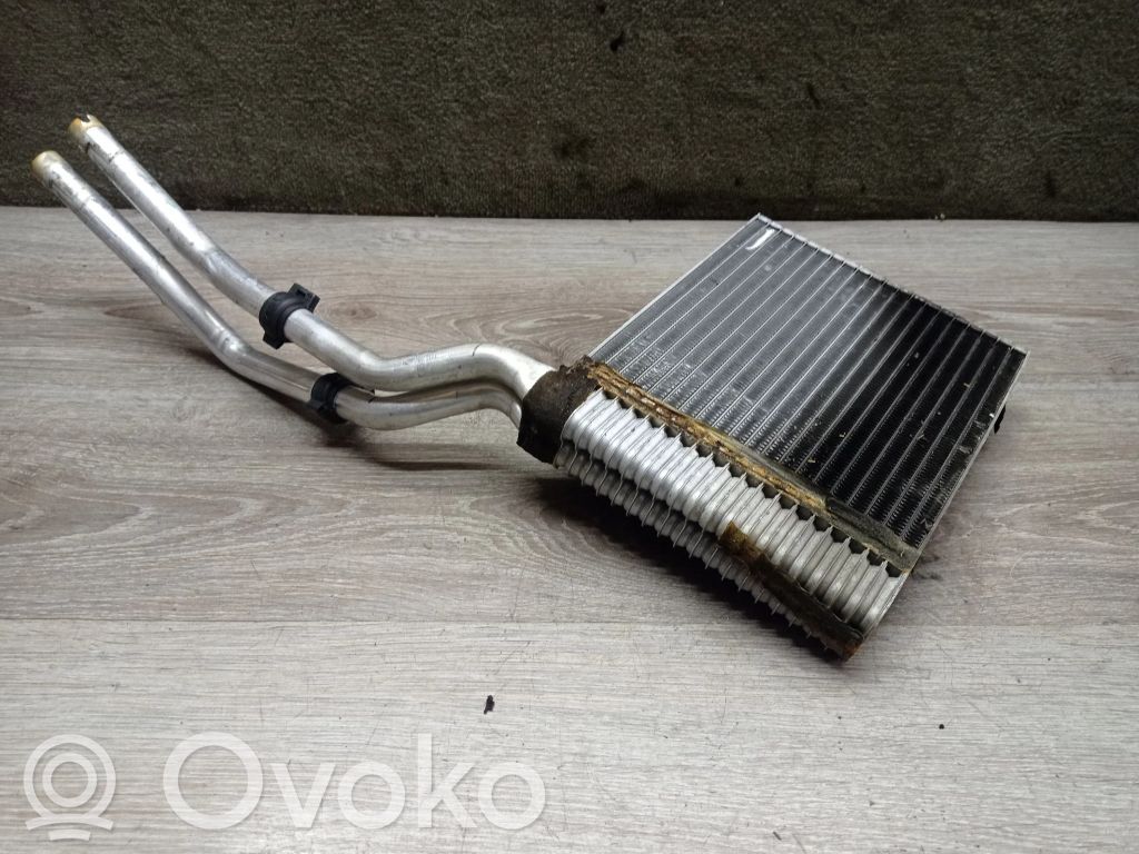 Volvo V50 Pečiuko radiatorius 