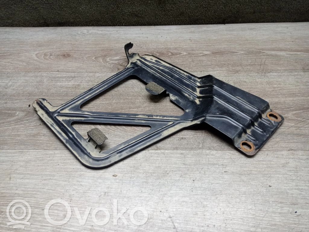 Volvo V70 Battery bracket 