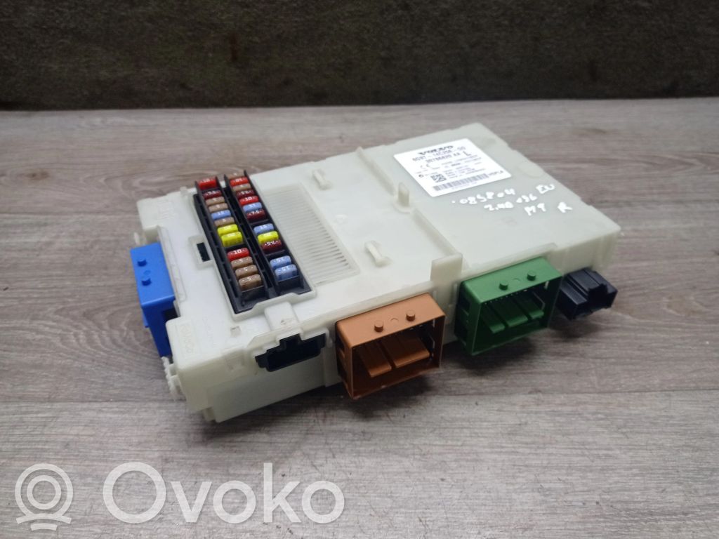 Volvo S80 Módulo de fusible 
