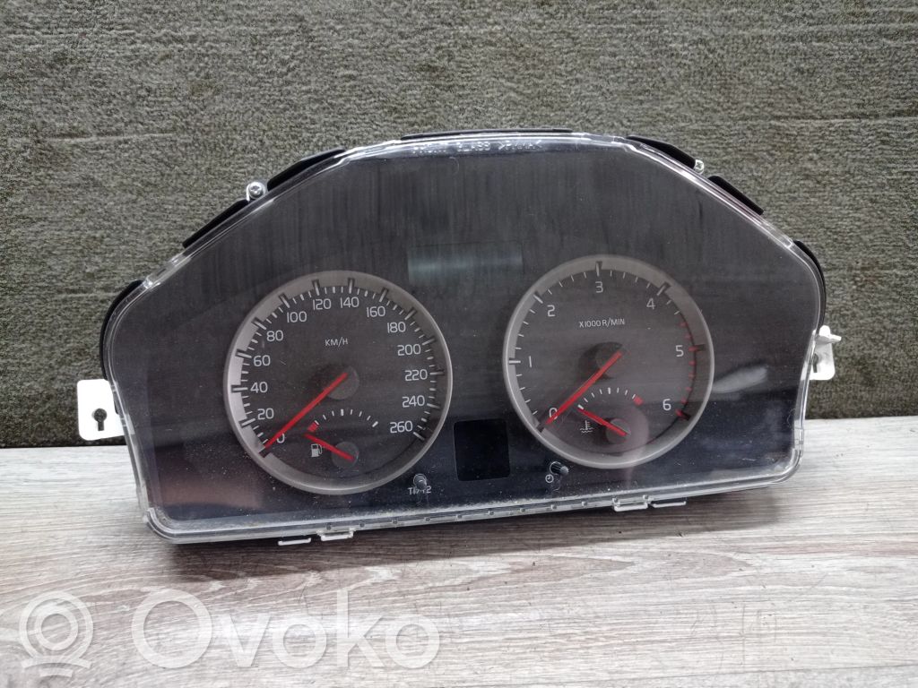 Volvo C30 Speedometer (instrument cluster) 