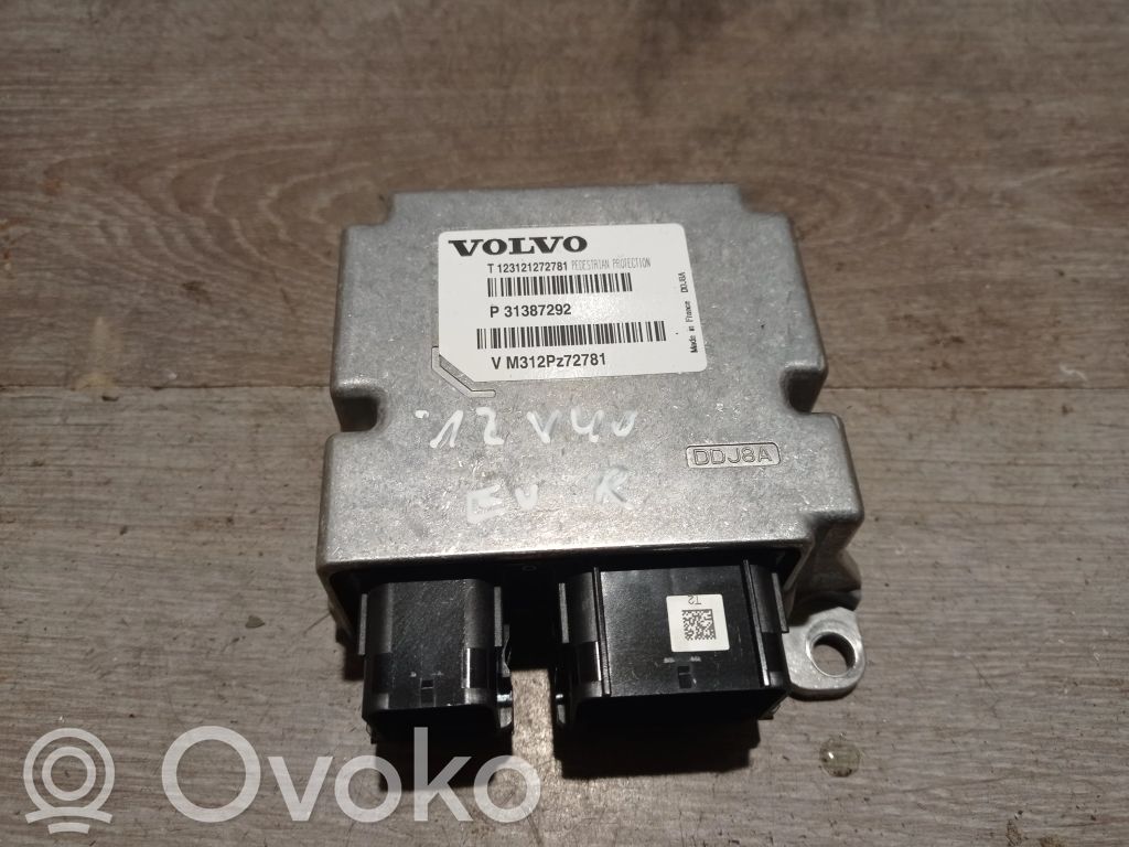 Volvo V40 Airbag control unit/module 