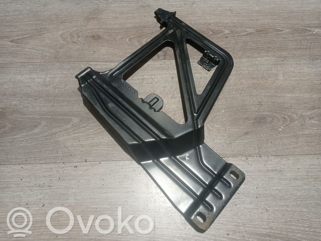 Volvo V70 Battery bracket 