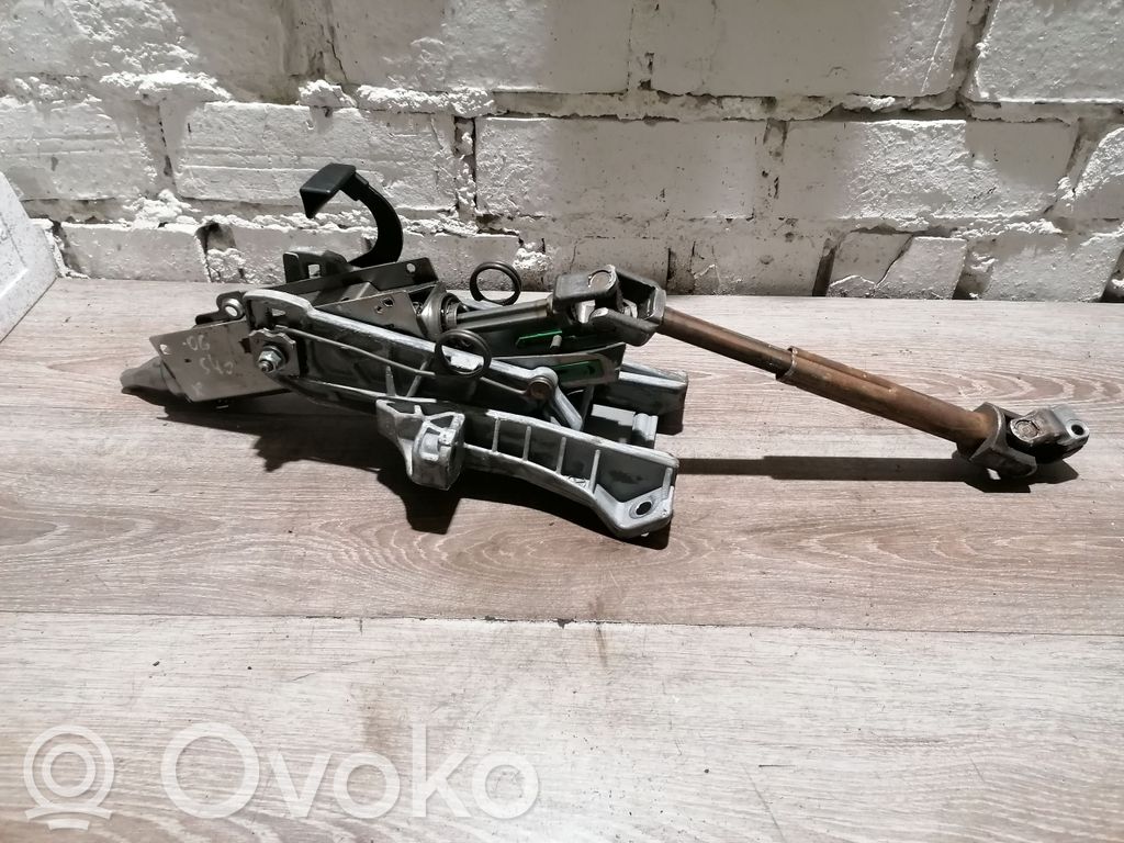 Volvo S40 Vairo rato ašies komplektas 