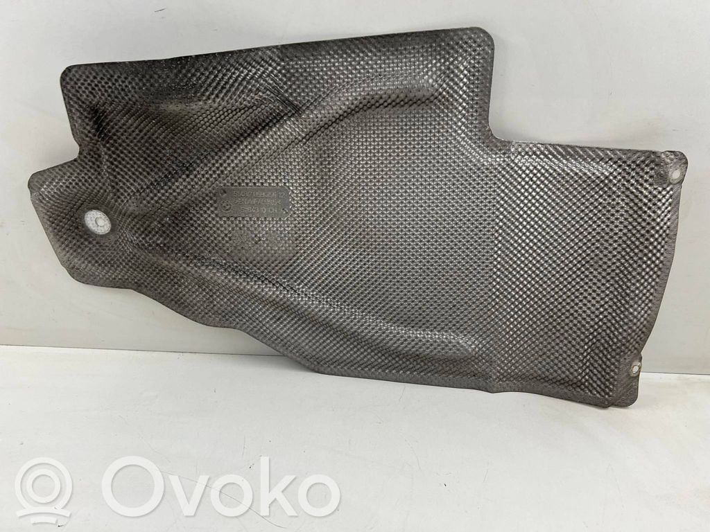 BMW 1 E82 E88 Protección térmica del escape 