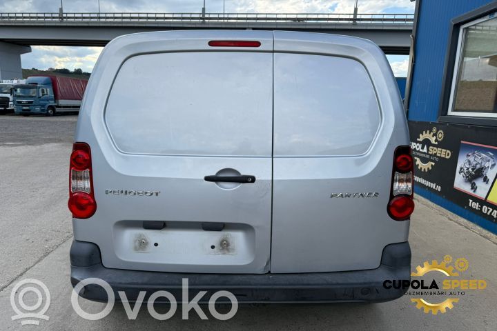 Peugeot Partner Galinis bamperis 