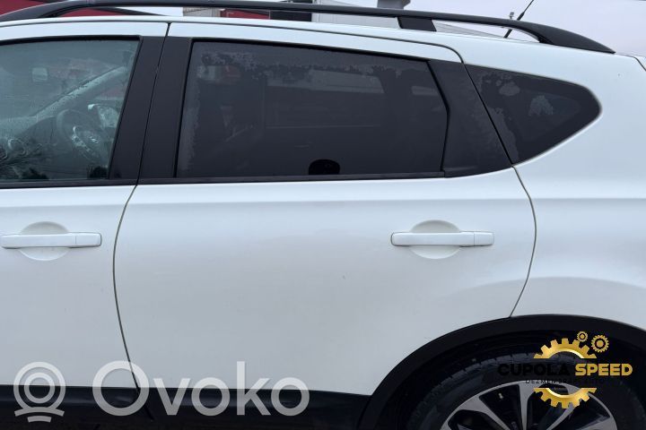 Nissan Qashqai Puerta trasera 