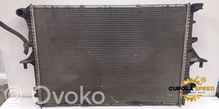 Aušinimo skysčio radiatorius   7L6121253B