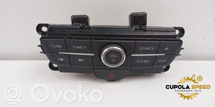 Head unit multimedia control   F1CB19H346BA