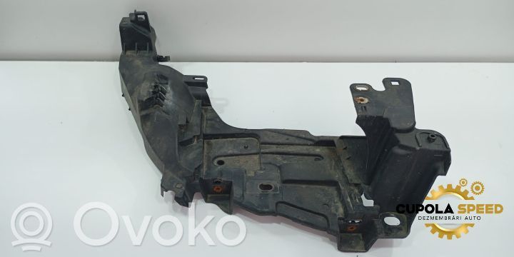 Halterung Scheinwerfer   622227190R