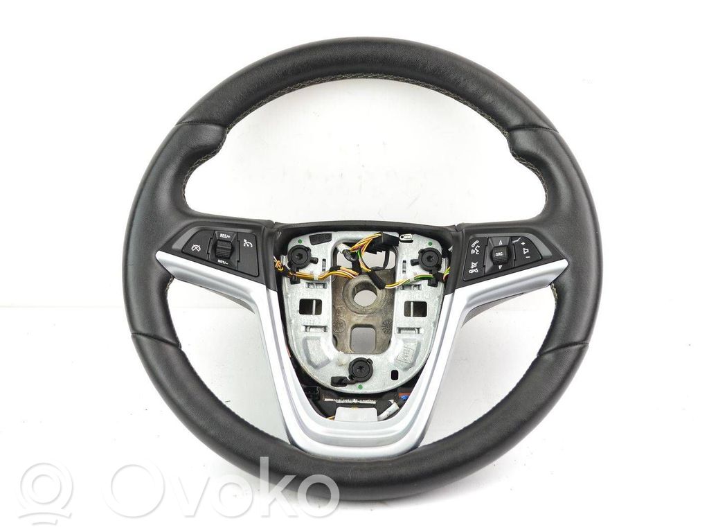 Opel Meriva B Ohjauspyörä 