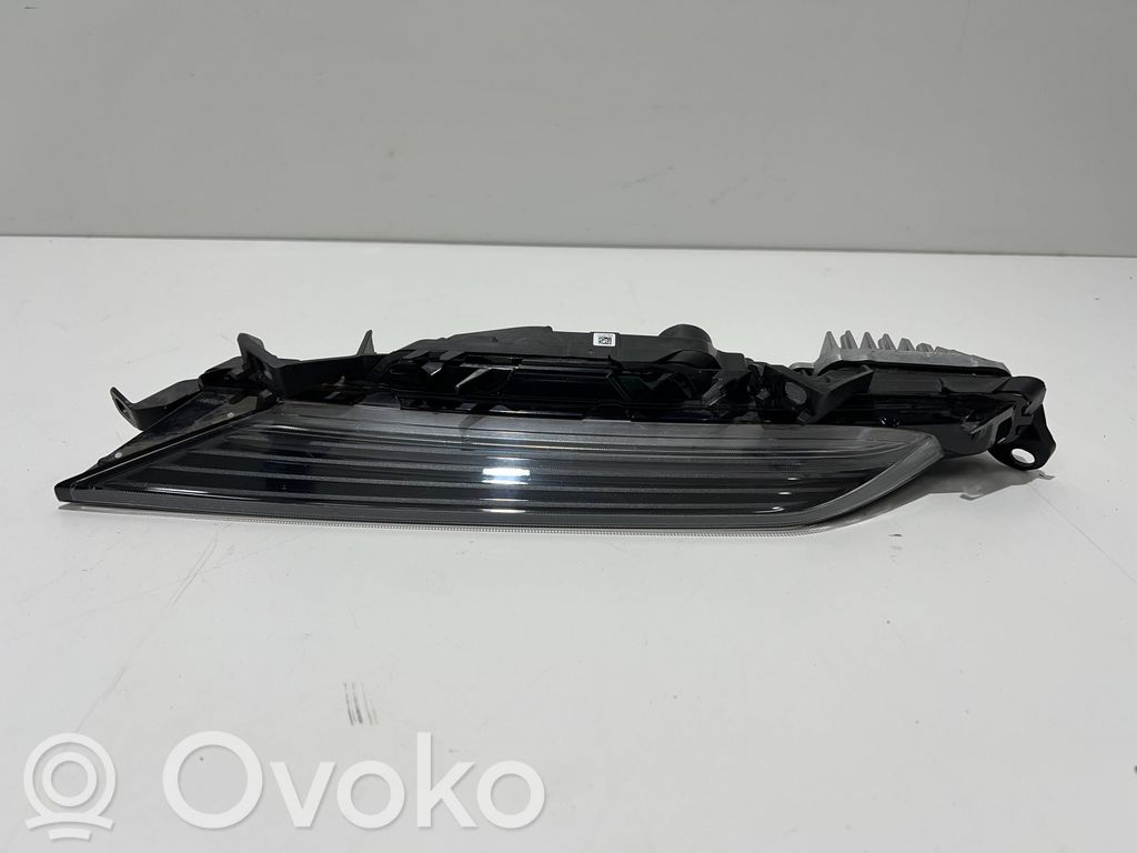 Porsche Macan (95B) Semnalizator față 