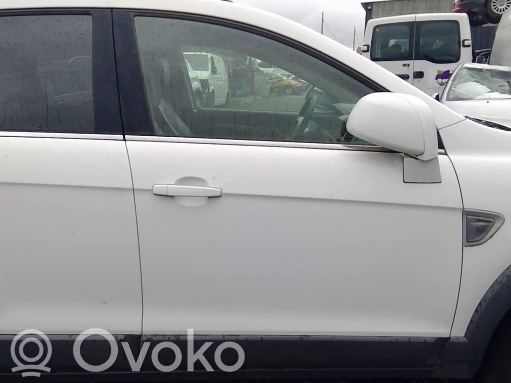 Chevrolet Captiva Ușă față 