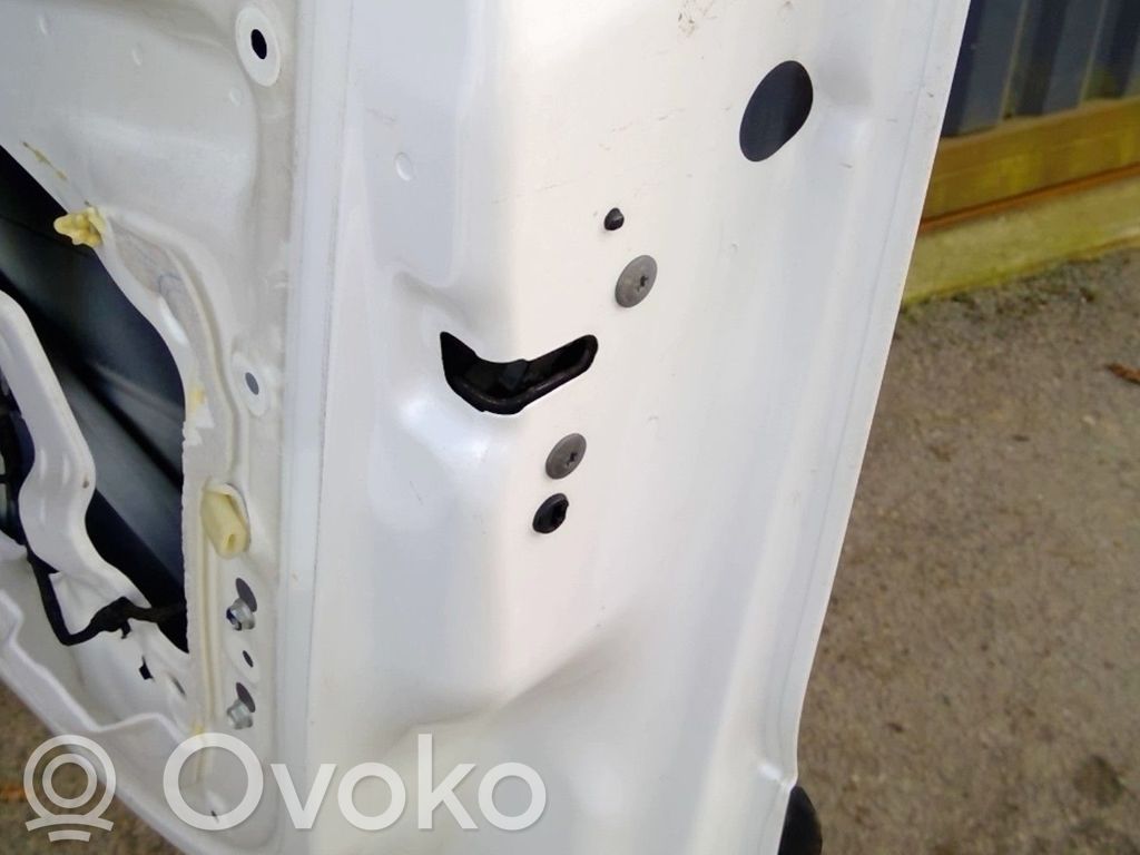 Peugeot Partner Front door lock 