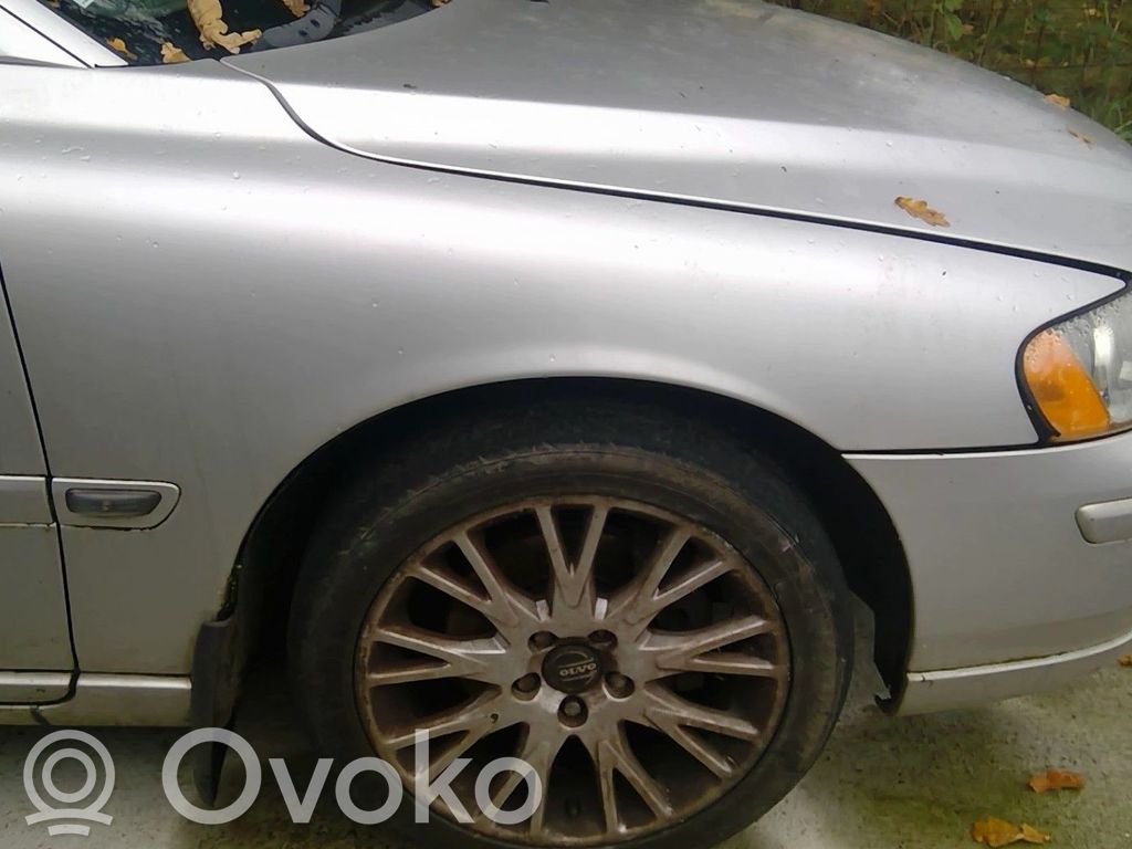Volvo S60 Sparnas 