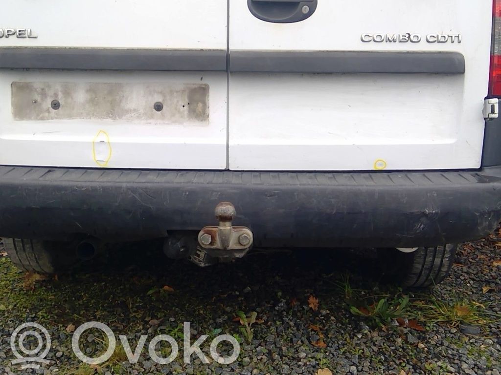 Opel Combo C Бампер 