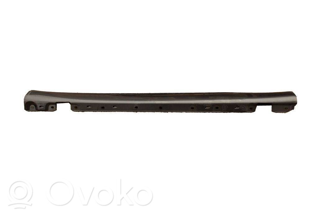 Mercedes-Benz C W203 Sill 
