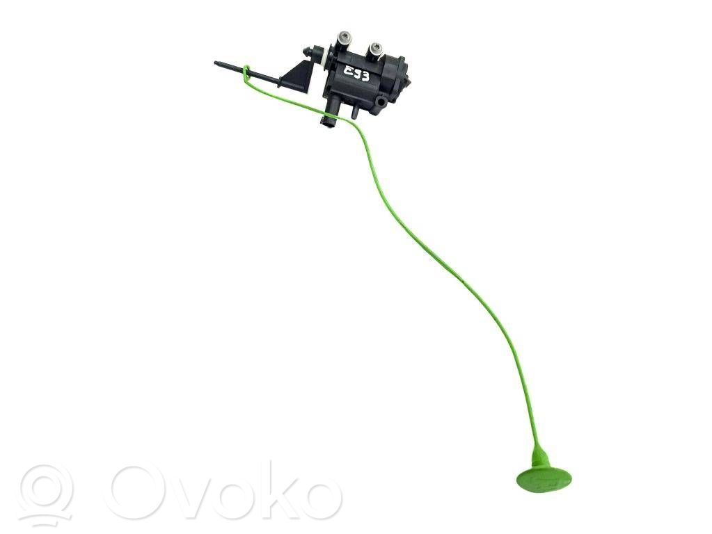 BMW 3 E92 E93 Motorino del tappo del serbatoio del carburante 